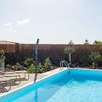 Casa Mascarena, Luxury With Heated Pool