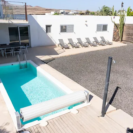 Casa Mascarena, Luxury With Heated Pool 라하레스